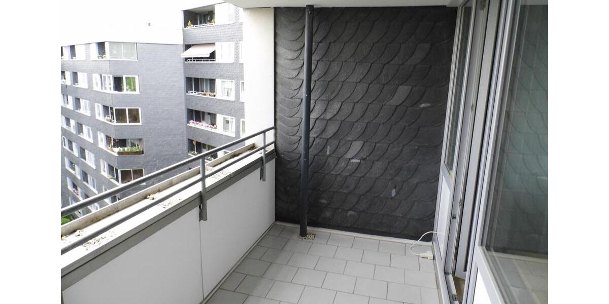 Etagenwohnung Remscheid Gemarkung Bergisch Born - 3 Zimmer, 83 m&sup2;, 199.000&euro; | Angebot:24449017