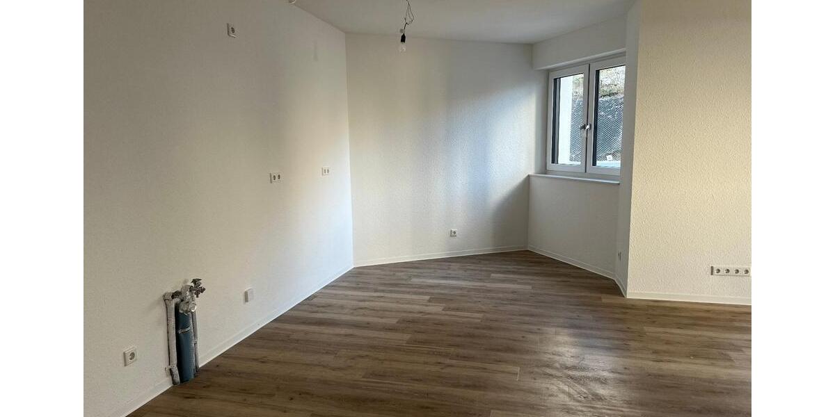 Erdgeschoßwohnung Wuppertal Dornap - 3.5 Zimmer, 96 m&sup2;, 150.000&euro; | Angebot:24675911