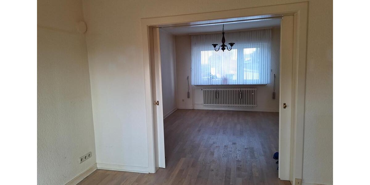 Einfamilienhaus Sprockhövel - 6 Zimmer, 140 m&sup2;, 500.000&euro; | Angebot:24616770