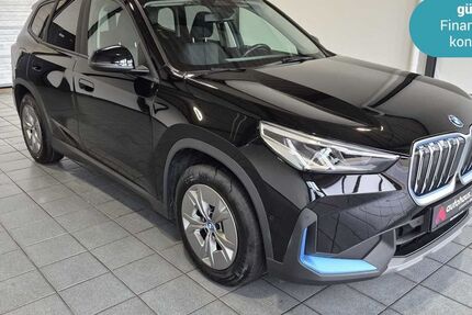 BMW iX1 41.584 km 32.890 &euro; Wuppertal 42287