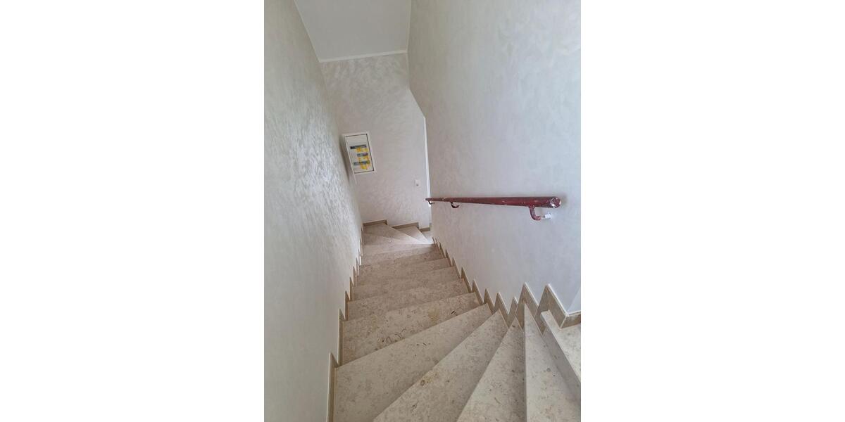 Dachgeschoßwohnung Langenfeld (Rheinland) - 2 Zimmer, 70 m&sup2;, 1.200&euro; | Angebot:26214129