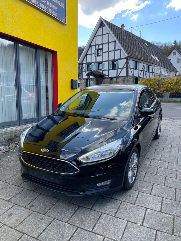 Ford Focus 164.400 km 5.400 € Engelskirchen 51766