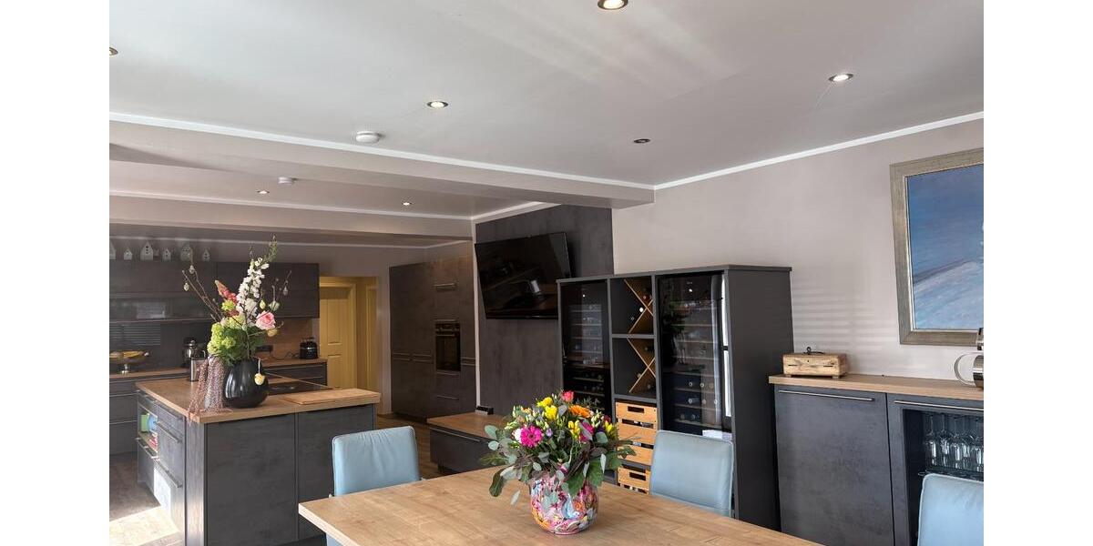 Erdgeschoßwohnung Langenfeld (Rheinland) - 5 Zimmer, 220 m&sup2;, 539.000&euro; | Angebot:25905572