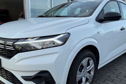 Dacia Sandero 7.084 km 16.666 &euro; Radevormwald 42477