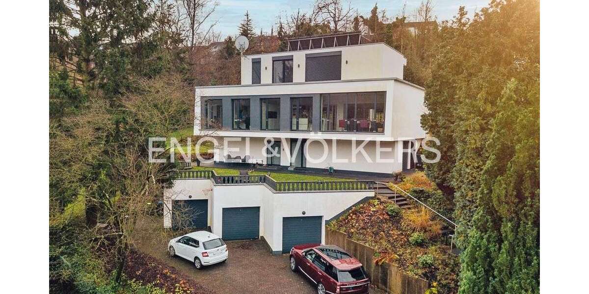 Einfamilienhaus Bergisch Gladbach Alt-Frankenforst - 7 Zimmer, 350 m&sup2;, 4.750&euro; | Angebot:25637128