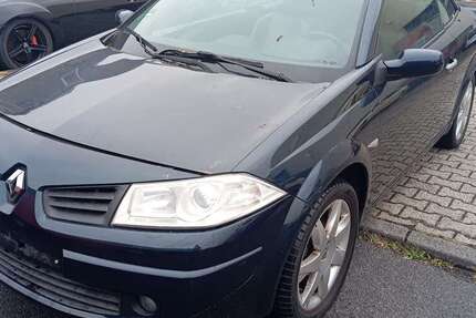Renault Megane 160.000 km 700 &euro; Düsseldorf 40545