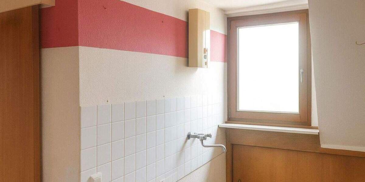 Mehrfamilienhaus, Wohnhaus Velbert Neviges - 1 Zimmer, 228 m&sup2;, 250.000&euro; | Angebot:24670181