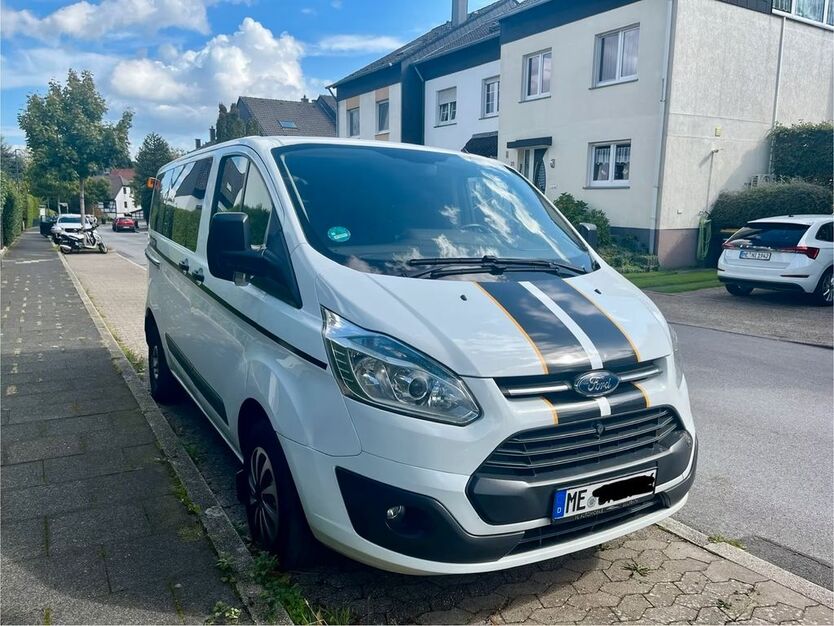 Ford Transit Custom 229.300 km 11.499 € Wülfrath 42489