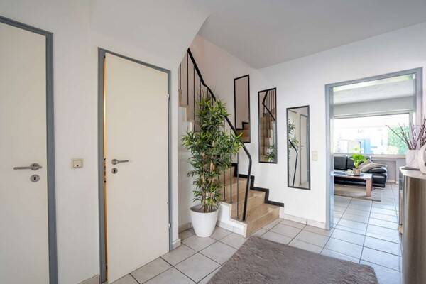 Reihenmittelhaus Köln Höhenhaus - 5 Zimmer, 120 m&sup2;, 695.000&euro; | Angebot:25703477