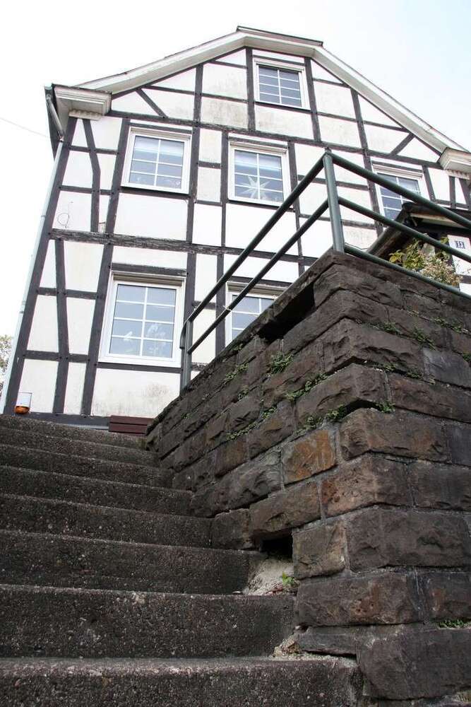 Haus zum Kaufen in Solingen 269.000 € 102 m²
