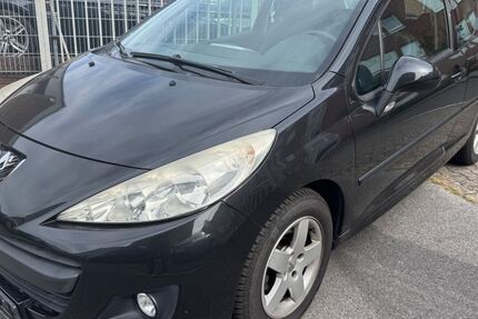 Peugeot 207 168.000 km 1.990 &euro; Neuss 41462