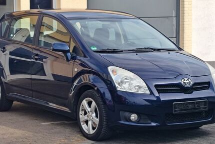 Toyota Corolla Verso 164.000 km 3.000 &euro; Neuss 41469