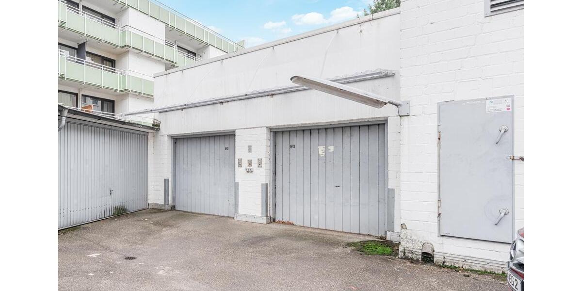 Dachgeschoßwohnung Düsseldorf Derendorf - 2 Zimmer, 95 m&sup2;, 1.615&euro; | Angebot:25790793