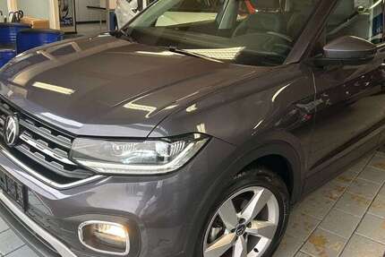 VW T-Cross 27.800 km 20.900 &euro; Leverkusen 51379