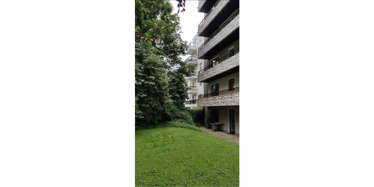 Etagenwohnung Düsseldorf Oberkassel - 2 Zimmer, 82 m&sup2;, 1.650&euro; | Angebot:25916382