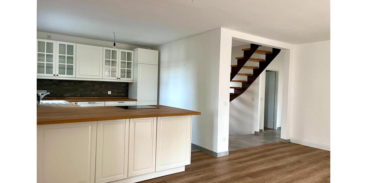Einfamilienhaus Wuppertal Dönberg - 6 Zimmer, 190 m&sup2;, 2.550&euro; | Angebot:24433176