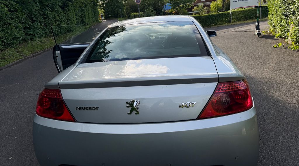 Peugeot 407 54.345 km 4.100 &euro; Düsseldorf 40468