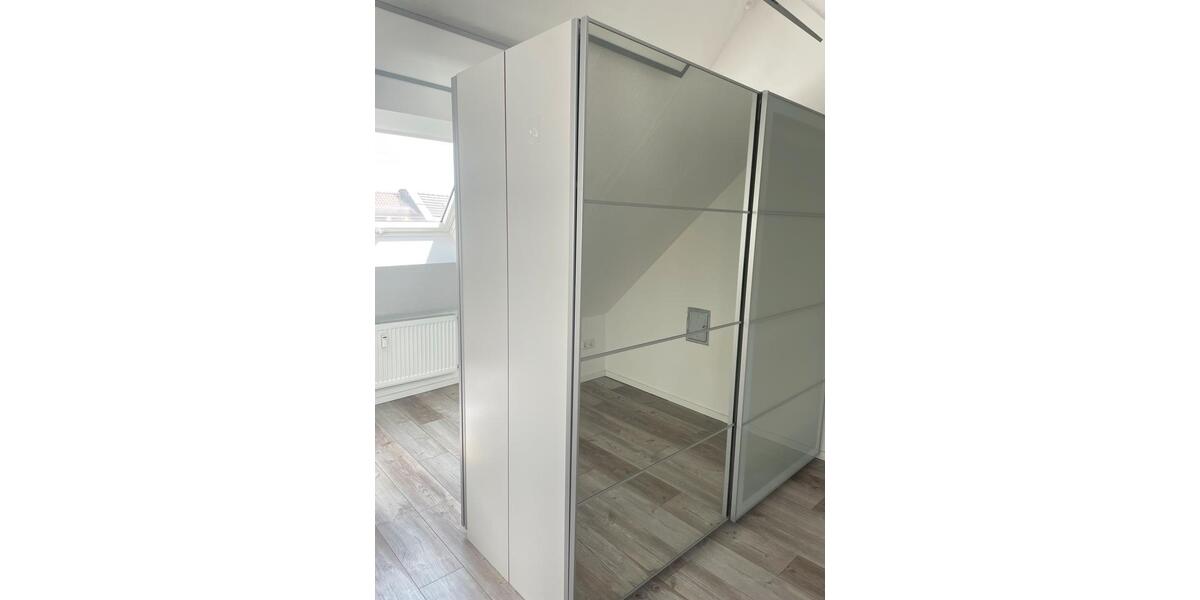 Etagenwohnung Köln Innenstadt - 1 Zimmer, 25 m&sup2;, 660&euro; | Angebot:26635306