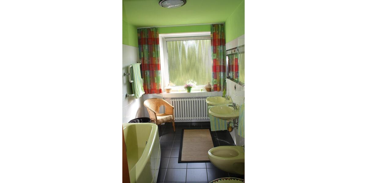 Einfamilienhaus Leverkusen Bergisch Neukirchen - 12 Zimmer, 460 m&sup2;, 899.000&euro; | Angebot:26417589