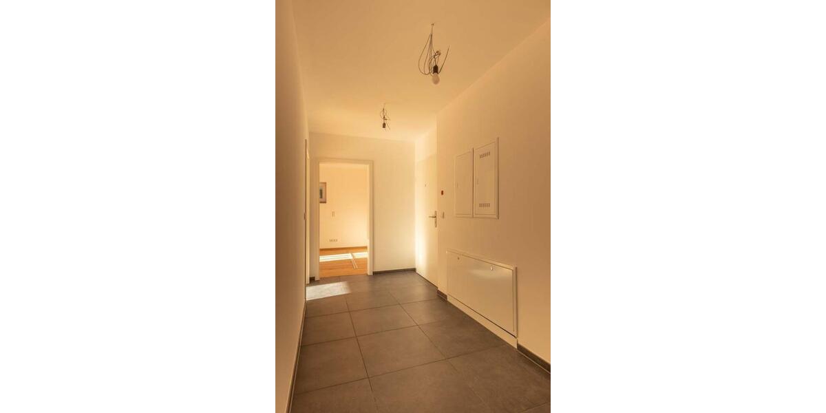 Erdgeschoßwohnung Wuppertal Gemarkung Ronsdorf - 2 Zimmer, 77 m&sup2;, 980&euro; | Angebot:24678622