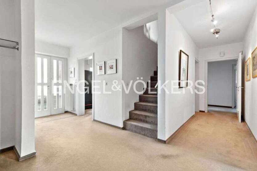 Haus zum Kaufen in Odenthal 595.000 € 190 m²