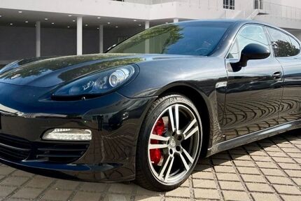 Porsche Panamera 266.000 km 21.900 &euro; Köln 51109