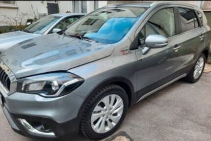 Suzuki SX4 32.990 km 14.999 &euro; Düsseldorf 40211