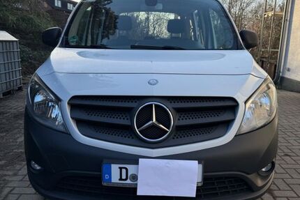 Mercedes-Benz Citan 165.000 km 6.900 &euro; Solingen 42651