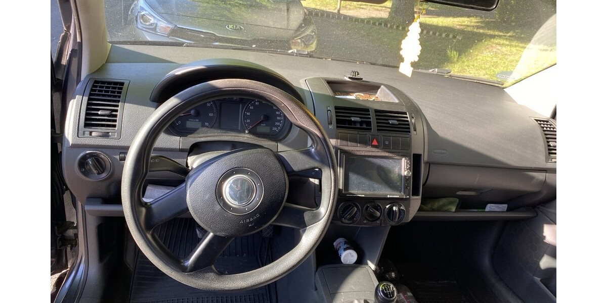 VW Polo 270.000 km 2.000 € Neuss 41460