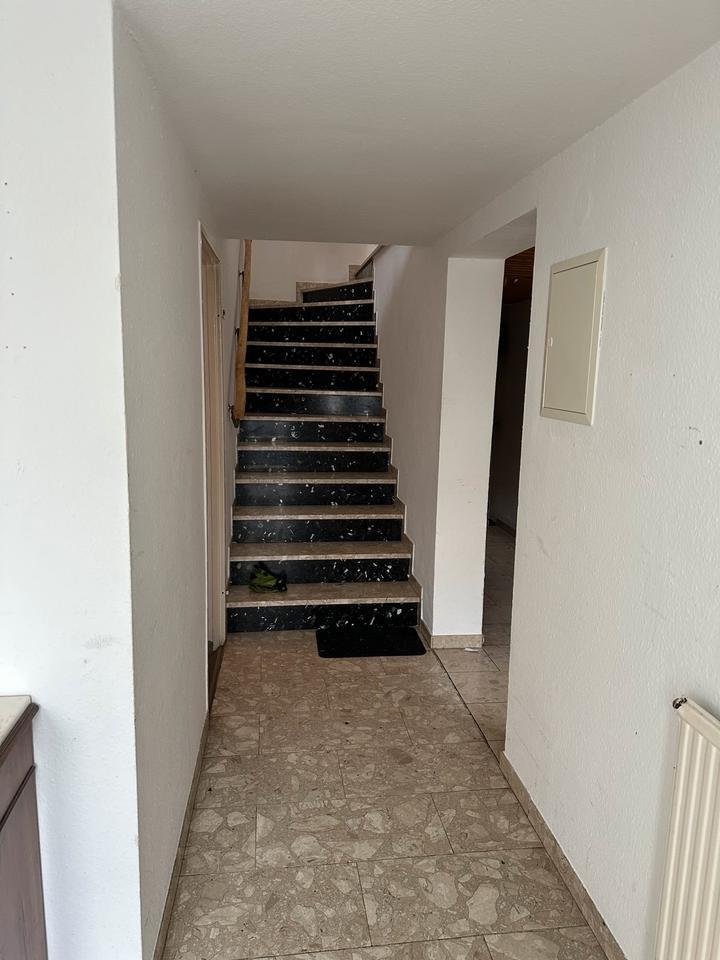 Einfamilienhaus in Frankfurt-Harheim, Garten, Garage - BEFRISTET zimmer