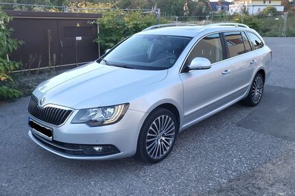 Skoda Superb 190.970 km 10.490 &euro; Leverkusen 51375