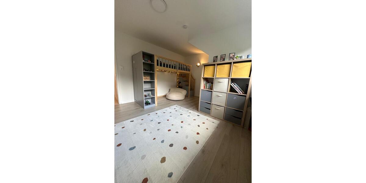Dachgeschoßwohnung Wuppertal Barmen - 3 Zimmer, 87 m&sup2;, 1.290&euro; | Angebot:24859499