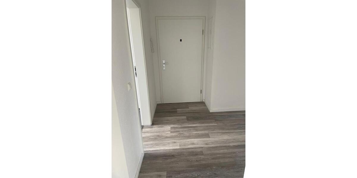 Erdgeschoßwohnung Wuppertal Barmen - 3 Zimmer, 77 m&sup2;, 659&euro; | Angebot:24878001