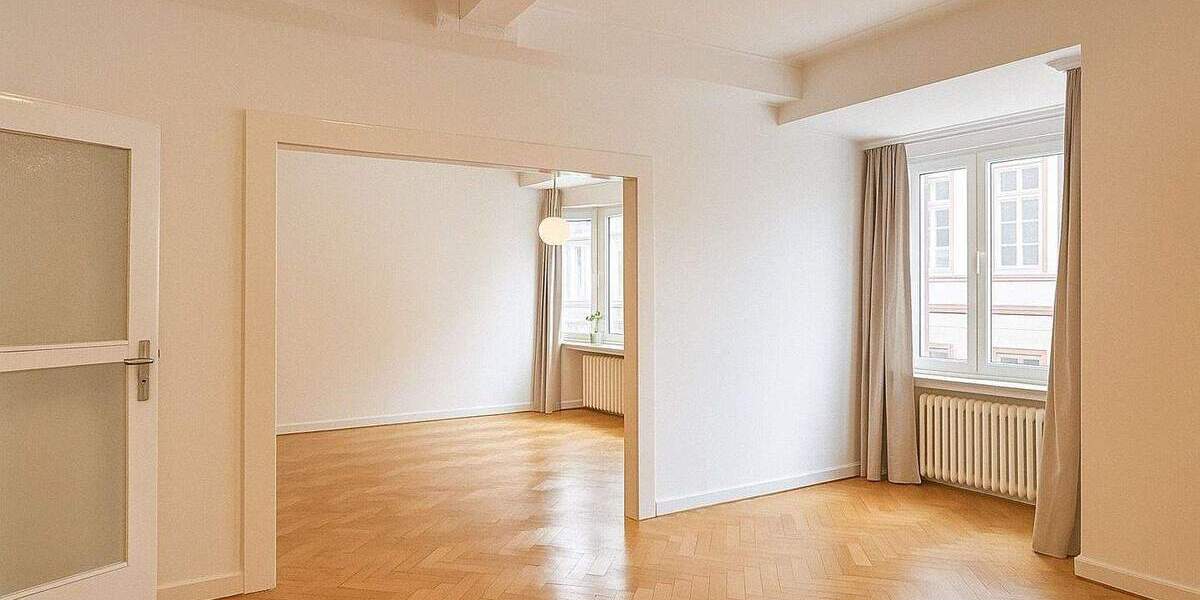 Etagenwohnung Düsseldorf Carlstadt - 3 Zimmer, 90 m&sup2;, 595.000&euro; | Angebot:25683648