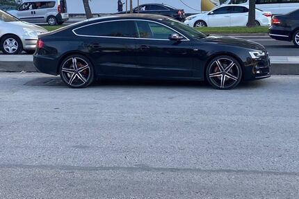 Audi A5 208.000 km 8.500 &euro; Köln 50829