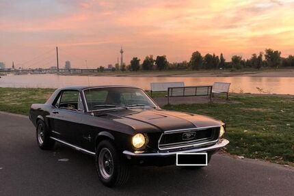 Ford Mustang 39.000 km 42.500 &euro; Düsseldorf 40627