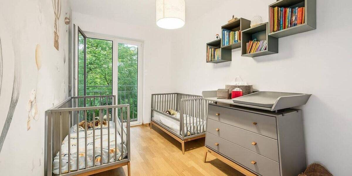 Etagenwohnung Düsseldorf Heerdt - 4 Zimmer, 116 m&sup2;, 699.000&euro; | Angebot:23651868