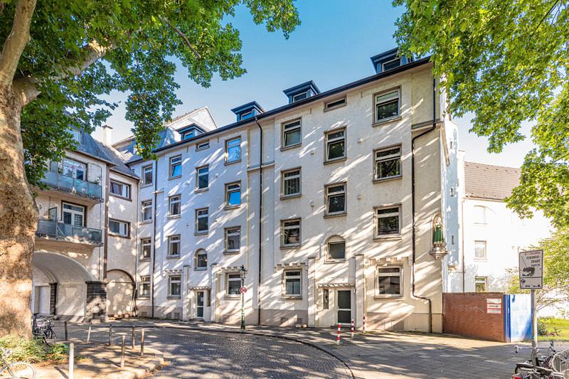 Dachgeschoßwohnung Düsseldorf Derendorf - 2.5 Zimmer, 59 m&sup2;, 753&euro; | Angebot:26555678