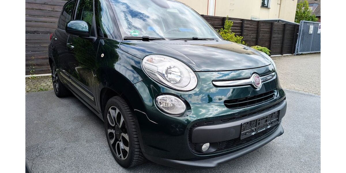 Fiat 500L 93.990 km 5.899 &euro; Hilden 40721