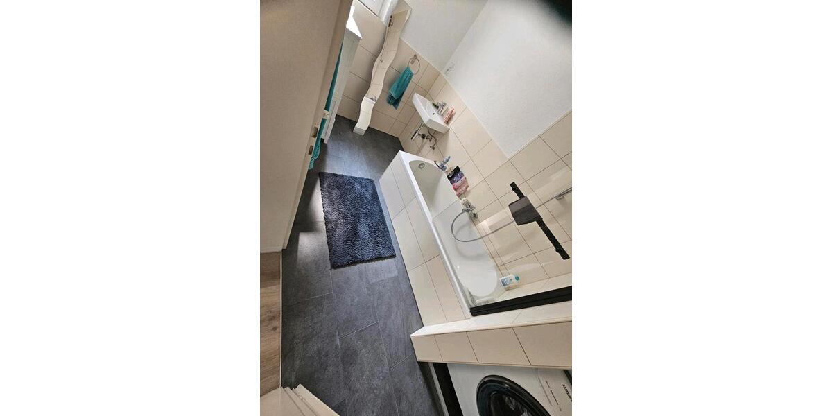 Einfamilienhaus Solingen - 3.5 Zimmer, 85 m&sup2;, 825&euro; | Angebot:27614930