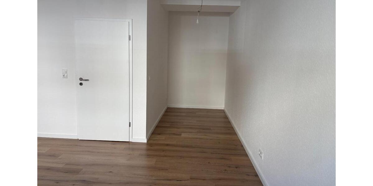 Erdgeschoßwohnung Düsseldorf Düsseltal - 4.5 Zimmer, 185 m&sup2;, 1.950&euro; | Angebot:27626434