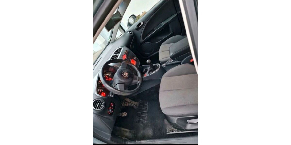 Seat Leon 274.000 km 970 &euro; Bergisch Gladbach 51429