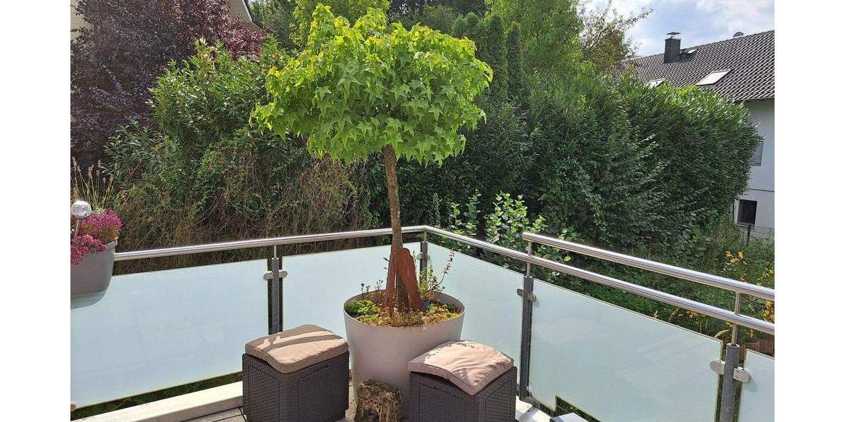 Etagenwohnung Leverkusen Quettingen - 4 Zimmer, 109 m&sup2;, 450.000&euro; | Angebot:24545564