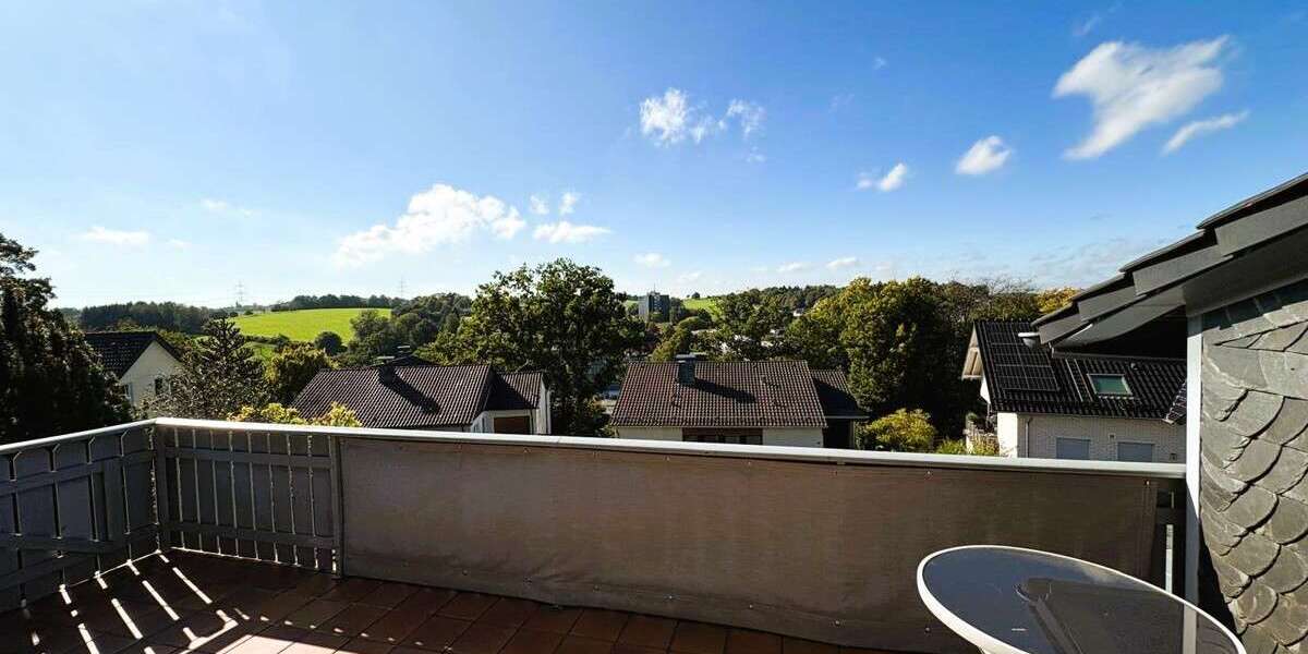 Etagenwohnung Wipperfürth - 3 Zimmer, 106 m&sup2;, 265.000&euro; | Angebot:23054783