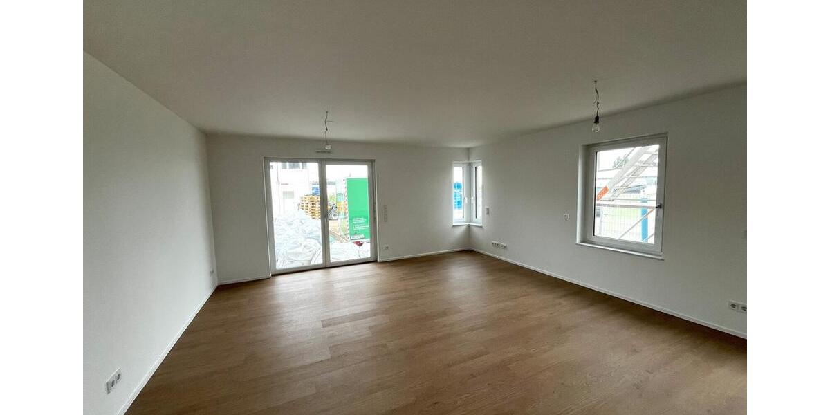 Etagenwohnung Neuss - 4 Zimmer, 94 m&sup2;, 1.363&euro; | Angebot:24470003