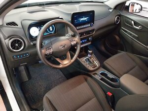 Hyundai Kona Prime 2WD H-UP Kam Navi SHZ LHZ ACC 27.595 km 22.380 &euro; HAAN 42781