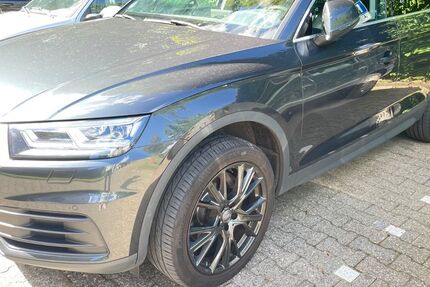 Audi Q5 171.000 km 22.900 € Haan 42781