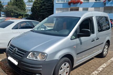 VW Caddy 231.000 km 5.800 &euro; Neuss 41469