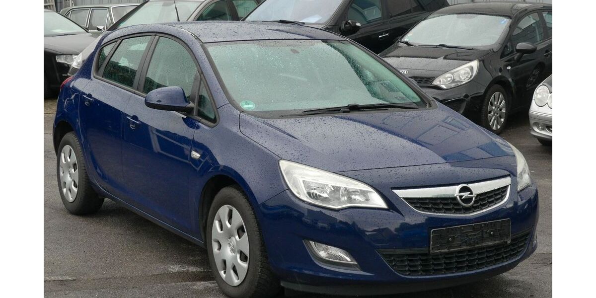 Opel Astra 138.748 km 3.249 &euro; Leverkusen 51379