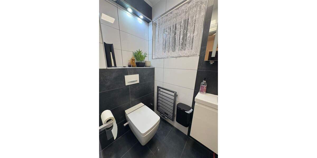 Reihenmittelhaus Remscheid Lennep - 6 Zimmer, 113 m&sup2;, 415.000&euro; | Angebot:24209234